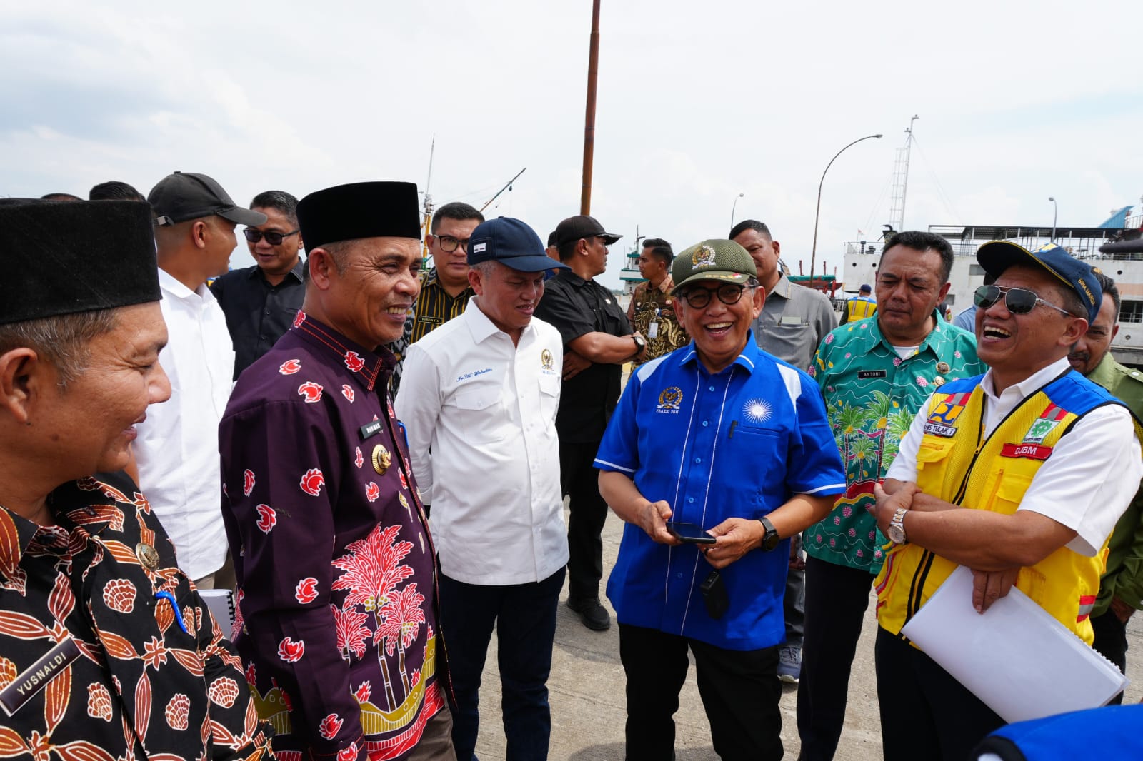 Bupati Inhil dan DPR RI Turun Lapangan Pastikan Progres Jalan Terusan Mas dan Pelabuhan Parit 21