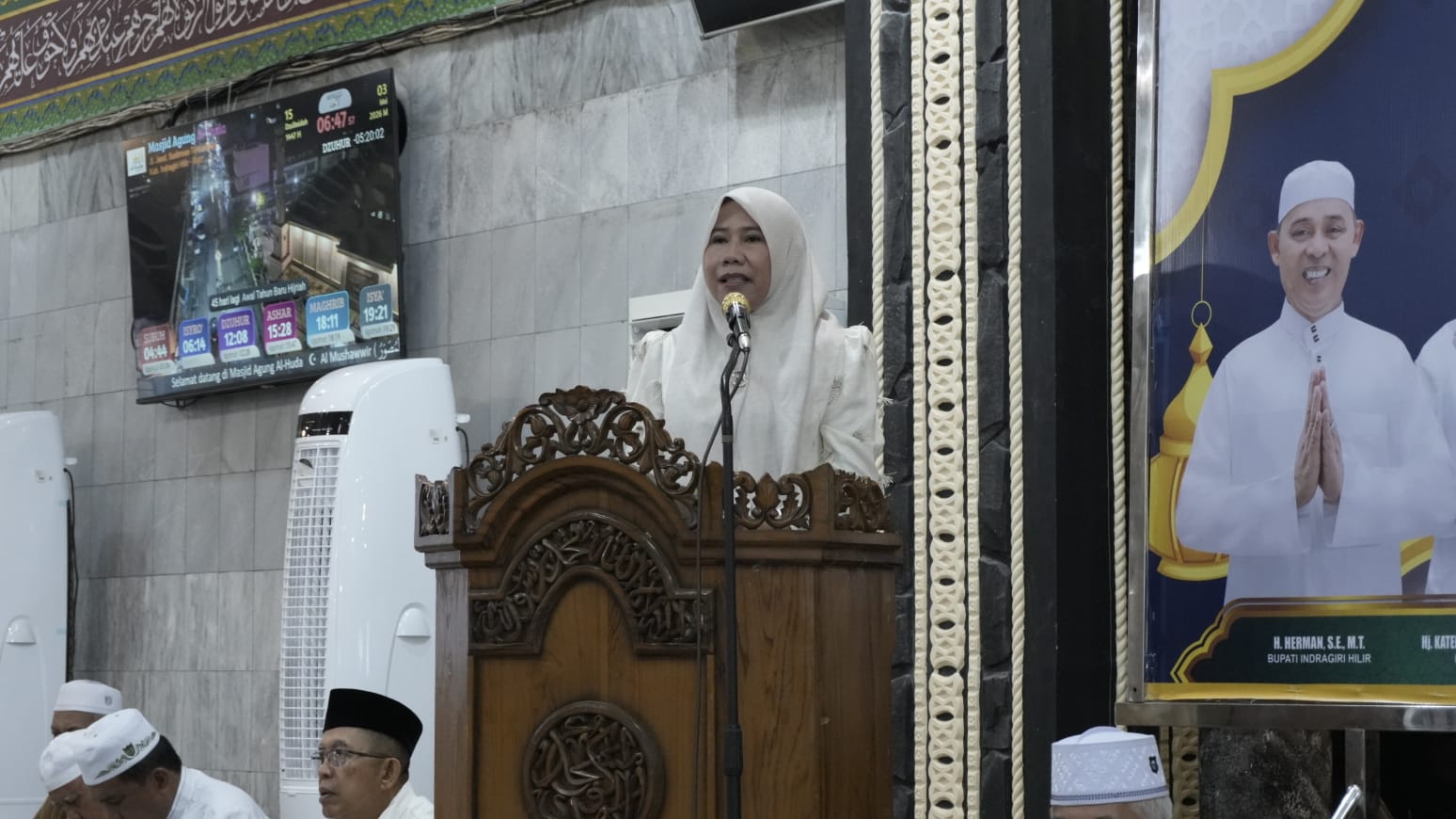 Wabup Lepas Keberangkatan Jamaah Haji Kloter 11, Doa dan Harapan Mengiringi dari Tanah Inhil