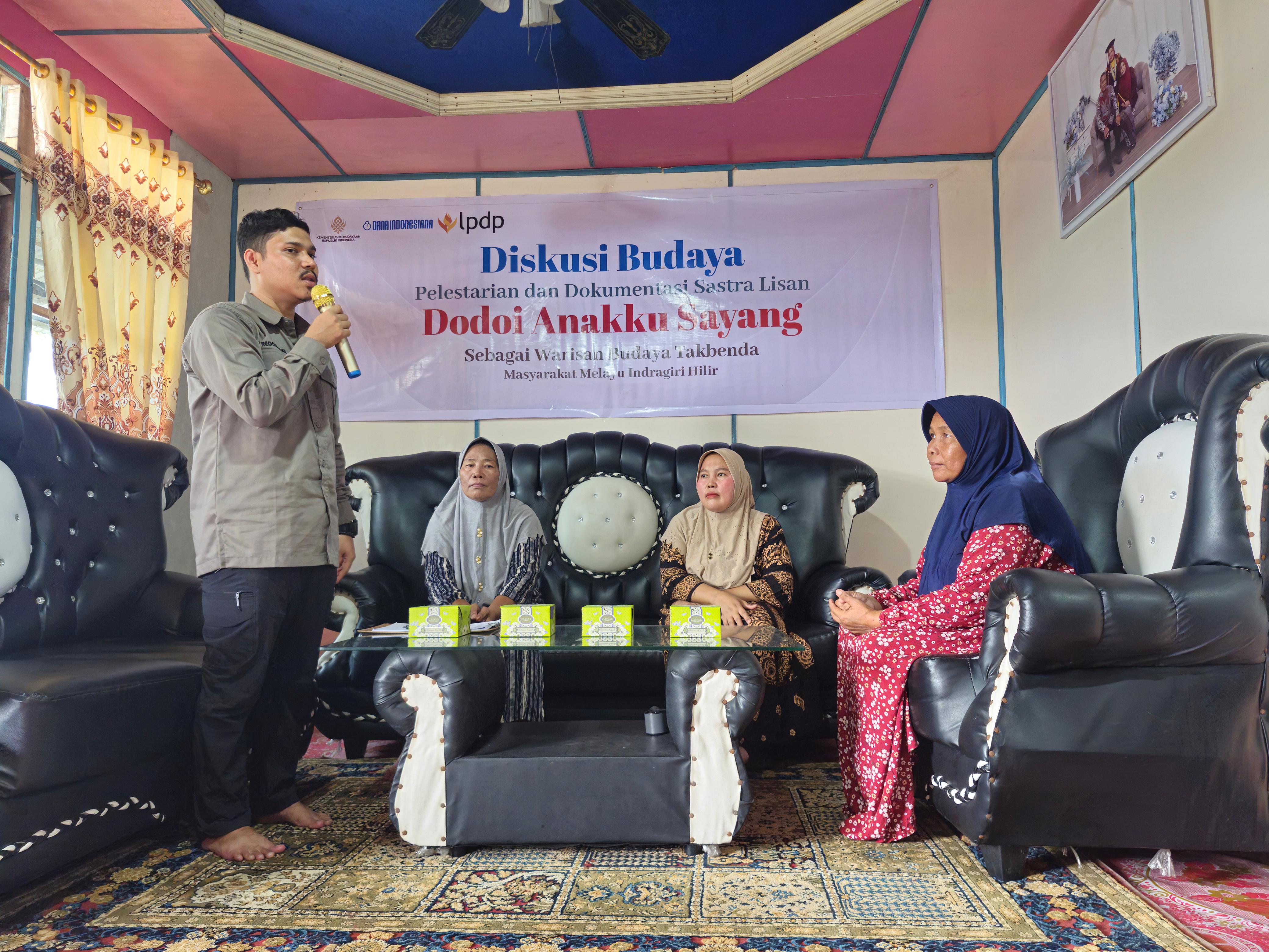Diskusi Budaya Dorong Pelestarian Sastra Lisan Dodoi Anakku Sayang